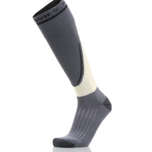 HOWIES CUT-RESISTANT SOCKS - MEDIUM